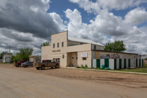 Royal Hotel Glentworth SK