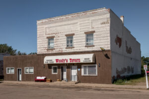 Lucky Loon Saloon Tompkins SK