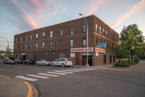 Alice Hotel Camrose AB