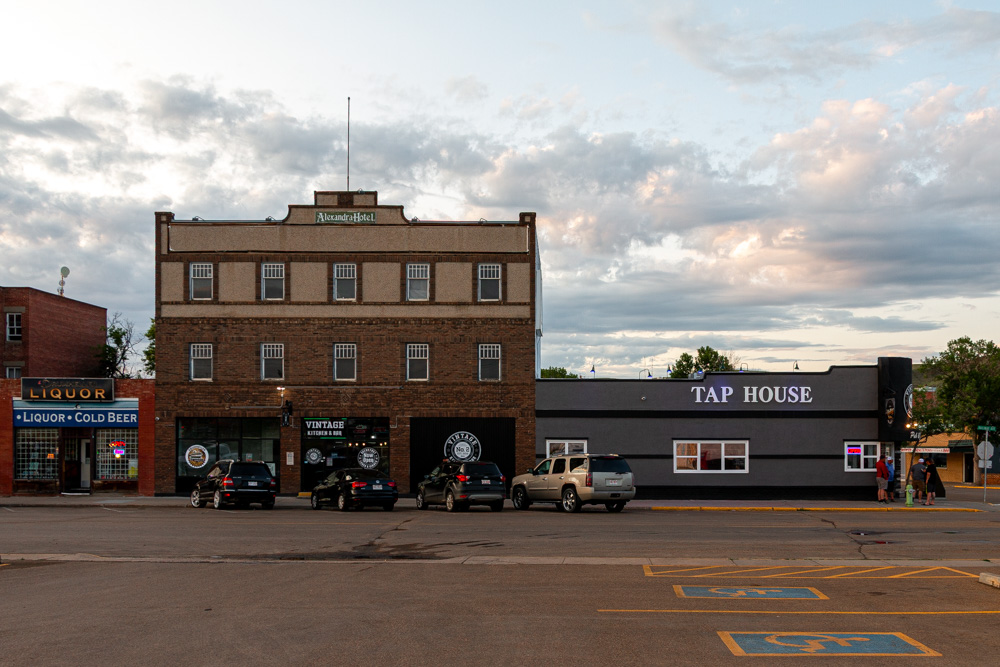 Waldorf Hotel (Alexandra Hotel) Chris Doering